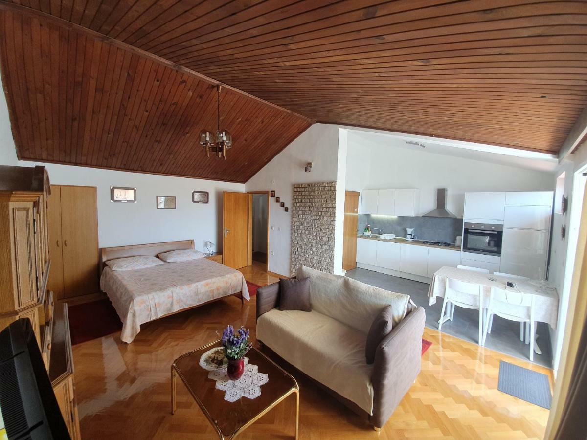 Penthouse Studio With Sea View Makarska Luaran gambar